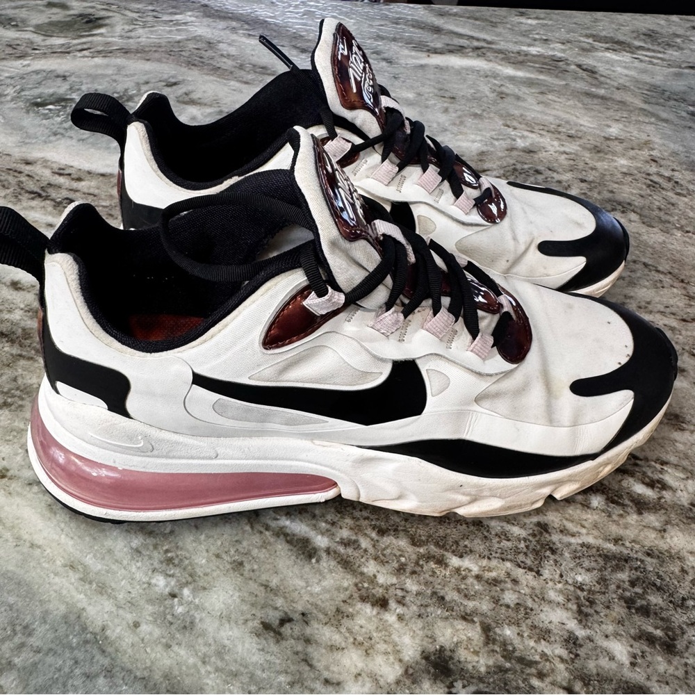 Nike Air Max 270 React womens 7.5